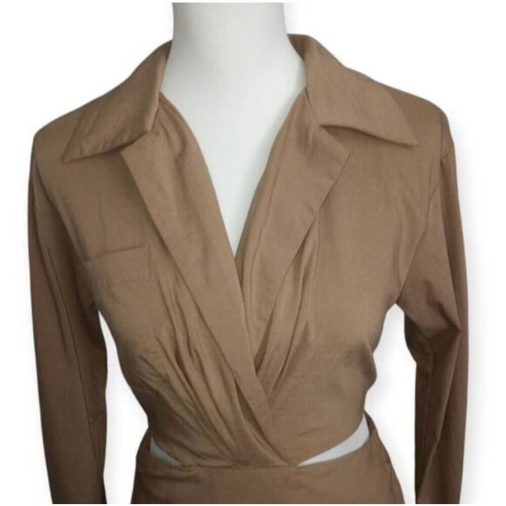 LULU'S KHAKI CUTOUT MINI DRESS SZ.M EUC. - Picture 3 of 8